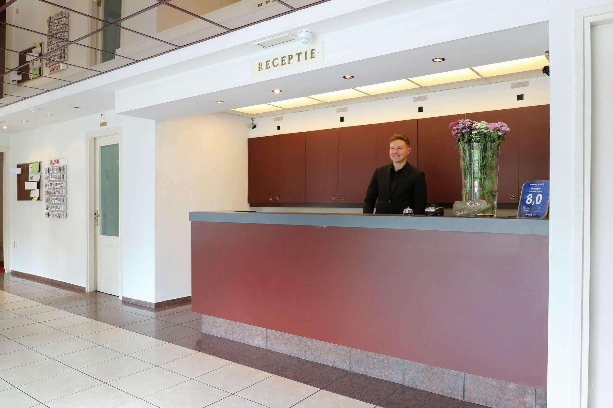 Js Hotel Епен Екстер'єр фото